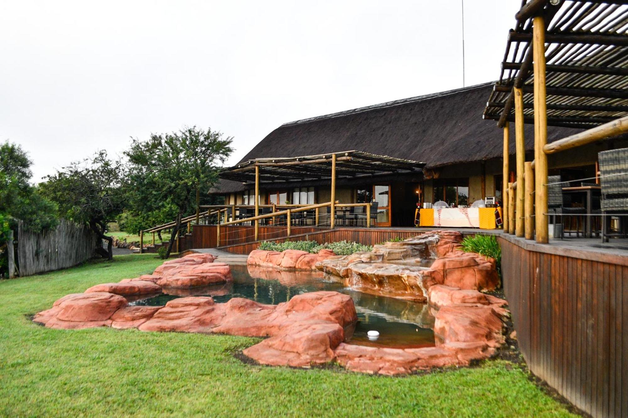 ליידיסמית The Springbok Lodge מראה חיצוני תמונה